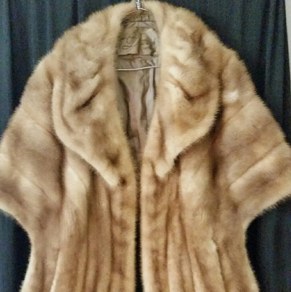 Dittrich mink stole